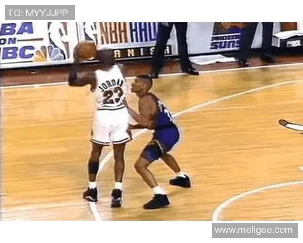 1993年公牛与太阳激战回顾NBA总决赛经典对决的历史瞬间分析