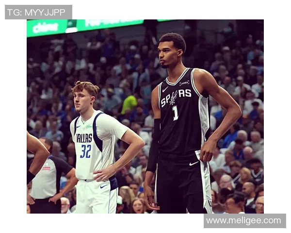 2003年NBA季后赛马刺与小牛的激烈对决与历史意义分析