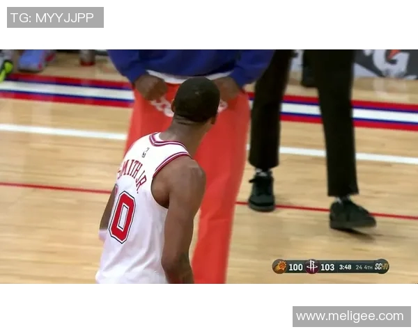 2018年火箭队与活塞队精彩对决全场录像回放回顾与分析