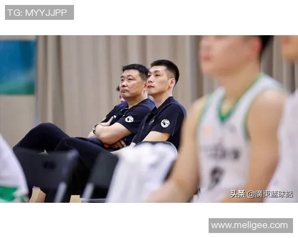 任骏飞领衔广东男篮再创辉煌助力球队争夺新赛季冠军荣耀 任骏飞领衔广东男篮再创辉煌助力球队争夺新赛季冠军荣耀