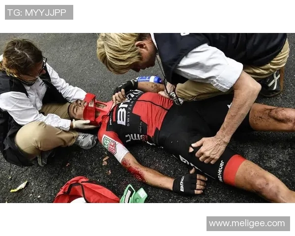 俄罗斯与波兰篮球对决直播精彩瞬间全程回顾与分析 俄罗斯与波兰篮球对决直播精彩瞬间全程回顾与分析