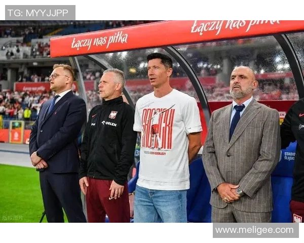 莱万与伊布的巅峰对决：谁才是足球历史上的最佳前锋之争