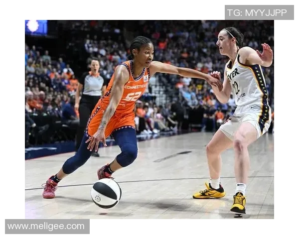 自由人对决飞翼的巅峰对抗赛谁能在战场上笑到最后