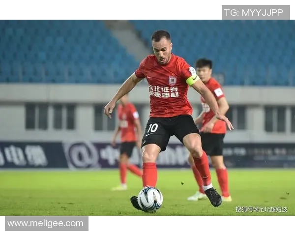 2018年长春亚泰主场迎战山东鲁能精彩对决回顾与分析